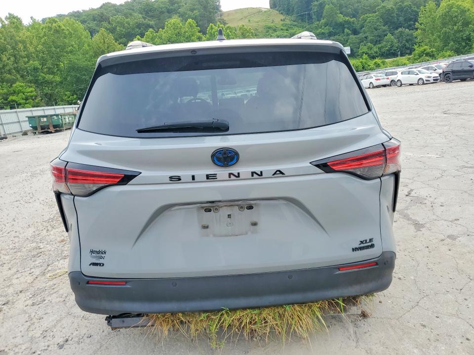 2022 Toyota Sienna VIN 5TDASKFC8NS051259 COPART salvage auction — ROLLOVER, NC - SALVAGE CERTIFICATE OF TITLE, sold $250 on 2026-07-30 (photo 6)