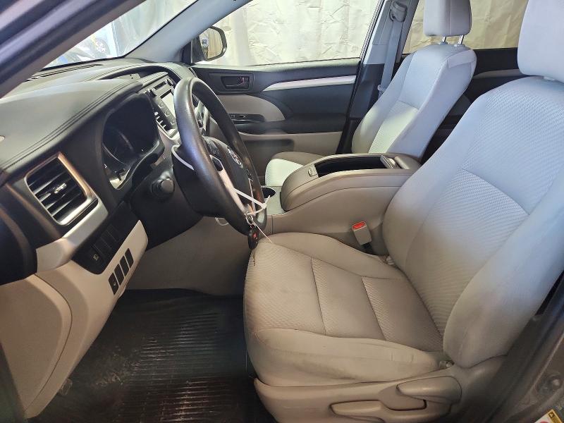 2019 Toyota Highlander VIN 5TDBZRFH6KS704994 COPART salvage auction — MINOR DENT/SCRATCHES, PA - CERT OF TITLE (P), sold $2,350 on 2026-07-30 (photo 7)