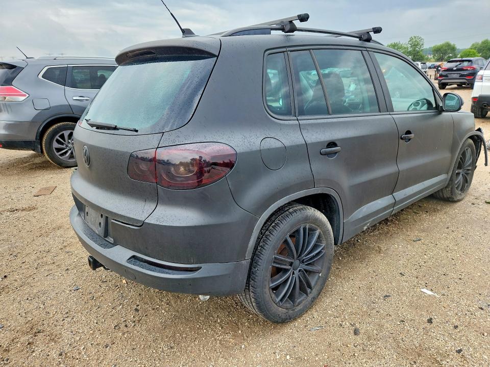2011 Volkswagen Tiguan VIN WVGBV7AX3BW534426 COPART salvage auction — FRONT END, Il - Salvage Certificate, sold $375 on 2026-08-11 (photo 3)