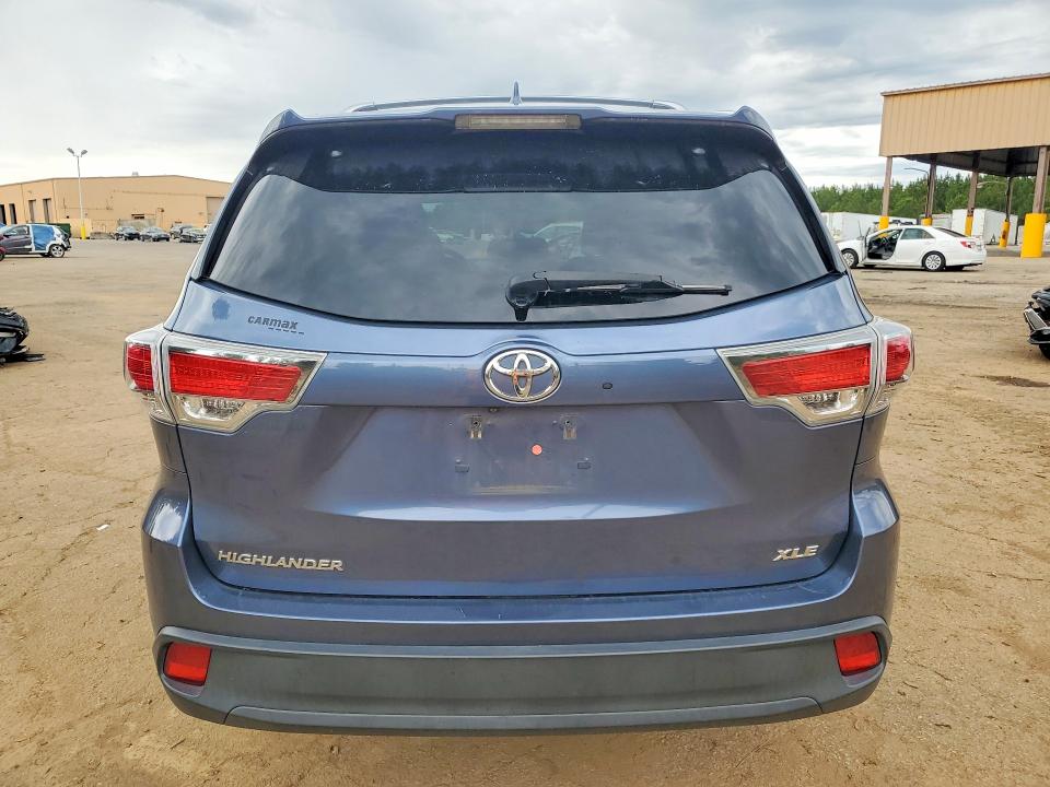2016 Toyota Highlander VIN 5TDKKRFH7GS504993 COPART salvage auction — UNDERCARRIAGE, Sc - Cert Of Title-Salvage, sold $3,200 on 2026-07-31 (photo 6)