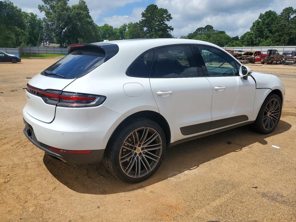 2019 Porsche Macan VIN WP1AA2A56KLB07576 COPART salvage auction — SIDE, Tx - Salvage Vehicle Title, sold $40 on 2026-07-27 (photo 3)