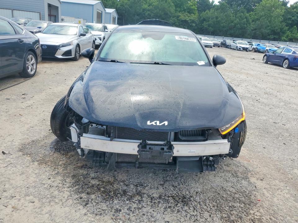 2023 Kia K5 VIN 5XXG14J26PG186011 COPART salvage auction — SIDE, Fl - Certificate Of Title, sold $3,550 on 2026-07-06 (photo 5)