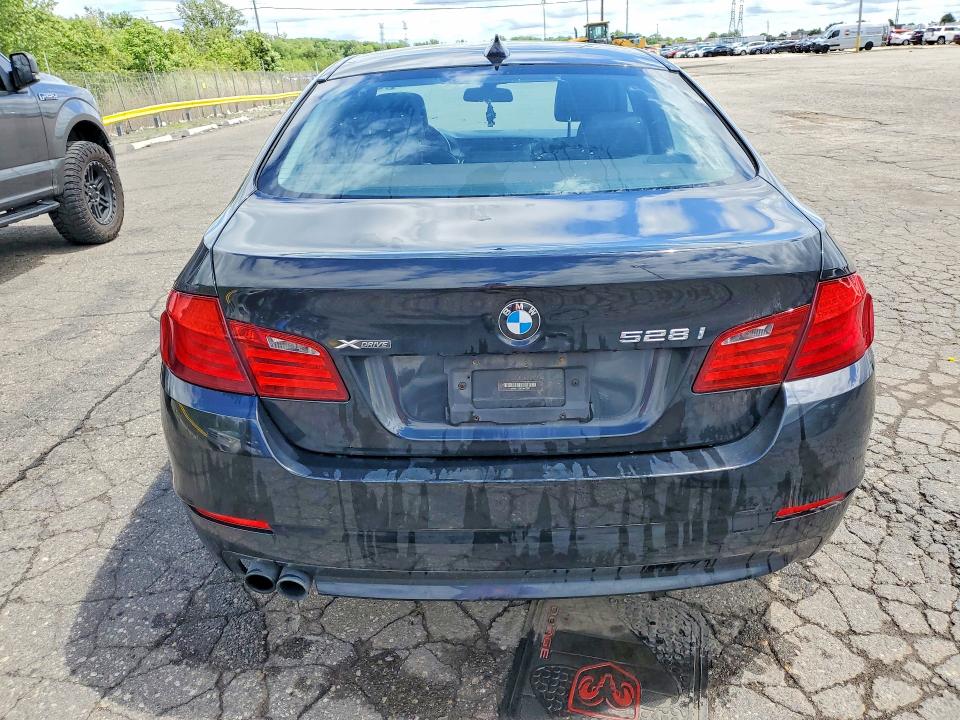2013 BMW 5er VIN WBAXH5C50DDW12397 COPART salvage auction — MINOR DENT/SCRATCHES, Mi - Certificate Of Title, sold $2,700 on 2026-07-31 (photo 6)