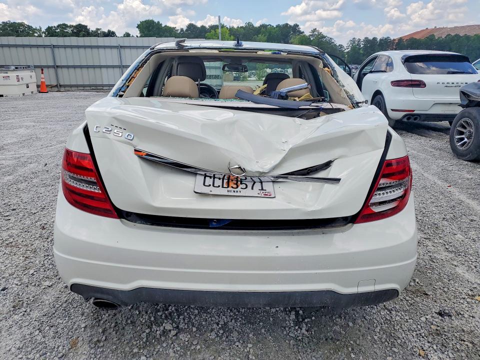 2012 Mercedes-benz C-klasse VIN WDDGF4HB4CR194211 COPART salvage auction — REAR END, Ga - Cert Of Title-Salvage, sold $775 on 2026-08-10 (photo 6)
