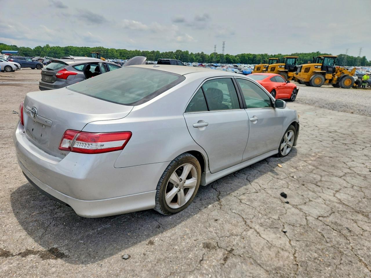 2010 Toyota Camry VIN 4T1BF3EK2AU080555 COPART salvage auction — Front End, MT - CERT OF TITLE-REBUILT SALVAGE, sold $1,000 on 2026-07-09 (photo 3)