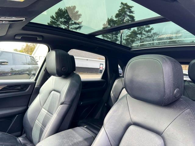 2019 Porsche Cayenne VIN WP1AA2AY3KDA00814 COPART salvage auction — Minor Dent/Scratches, CA - CERTIFICATE OF TITLE (P), sold $16,900 on 2026-06-26 (photo 9)