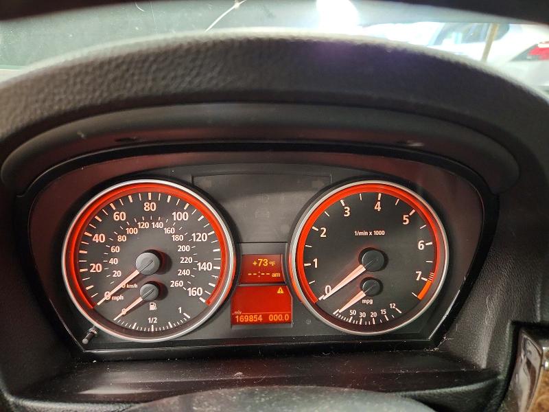 2006 BMW 3 series VIN WBAVD33546KV62805 COPART salvage auction — FRONT END, MN - CERT OF TITLE-SALVAGE, sold $350 on 2026-07-16 (photo 9)