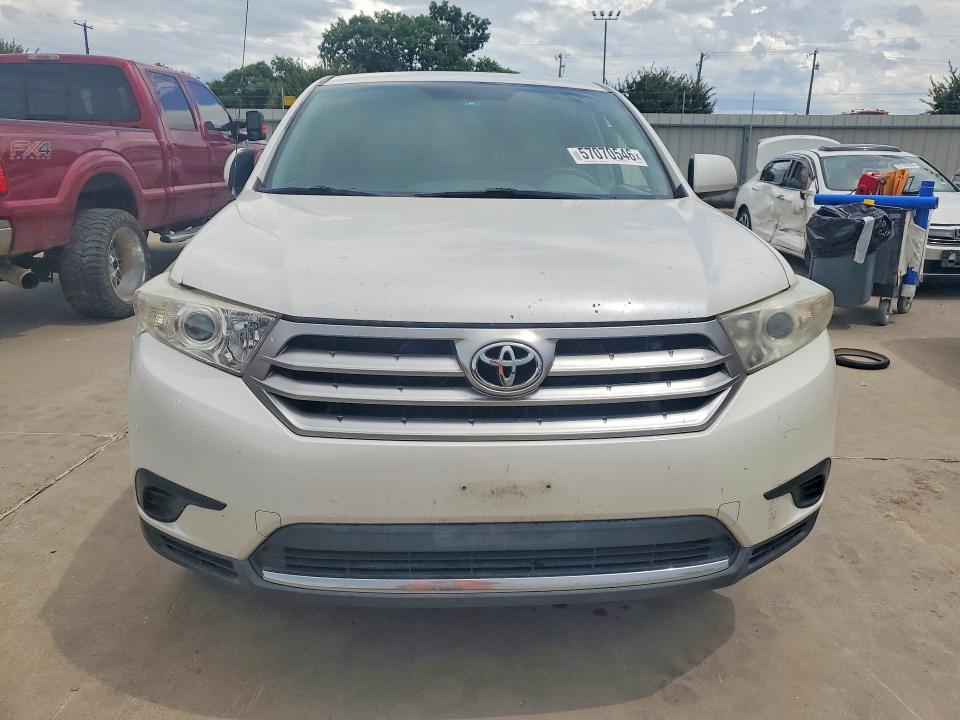2011 Toyota Highlander VIN 5TDZA3EH7BS009475 COPART salvage auction — FRONT END, Tx - Certificate Of Title (P), sold $3,150 on 2026-07-30 (photo 5)