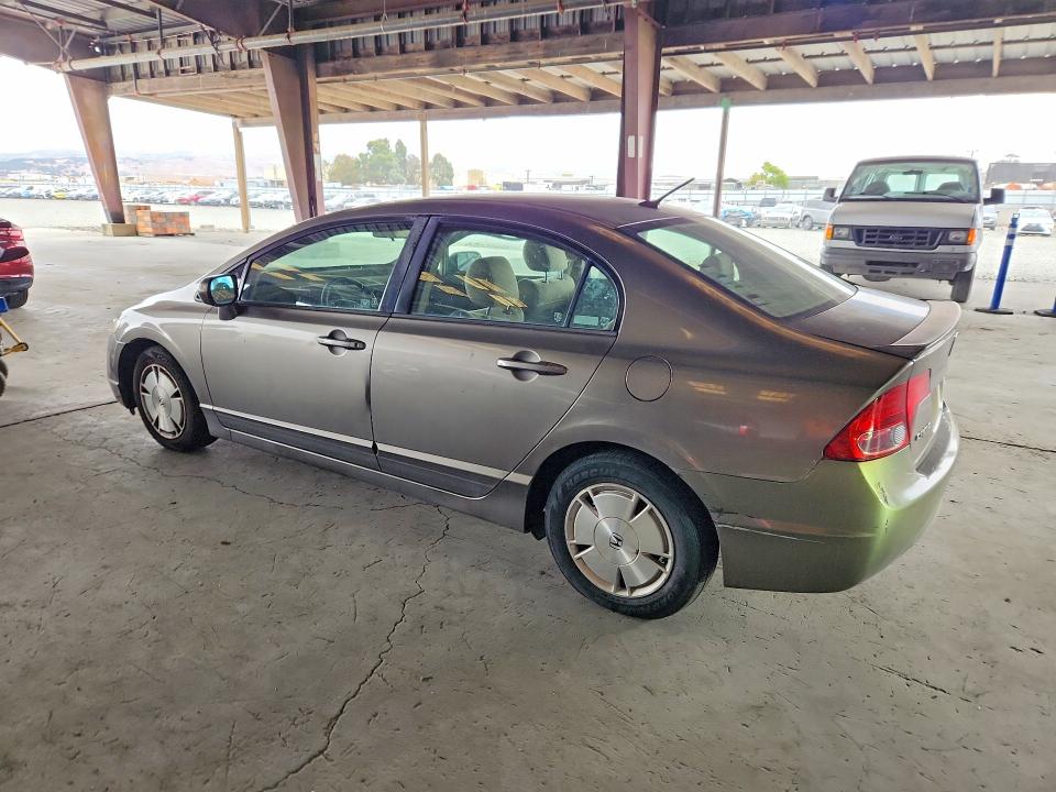 2006 Honda Civic hybrid VIN JHMFA36206S028801 COPART salvage auction — MINOR DENT/SCRATCHES, Ca - Dis/Dlr/Exp Only Clean Title, sold $550 on 2026-07-09 (photo 2)