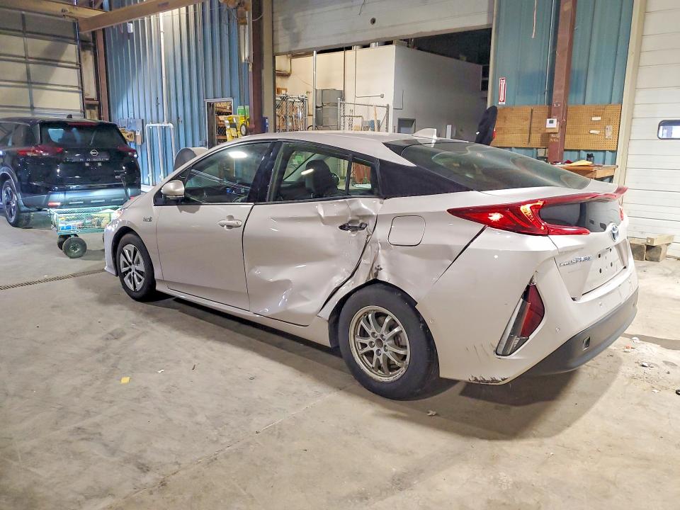2020 Toyota Prius VIN JTDKARFPXL3122494 COPART salvage auction — SIDE, Ia - Cert Of Title-Salvage Title, sold $2,100 on 2026-07-29 (photo 2)