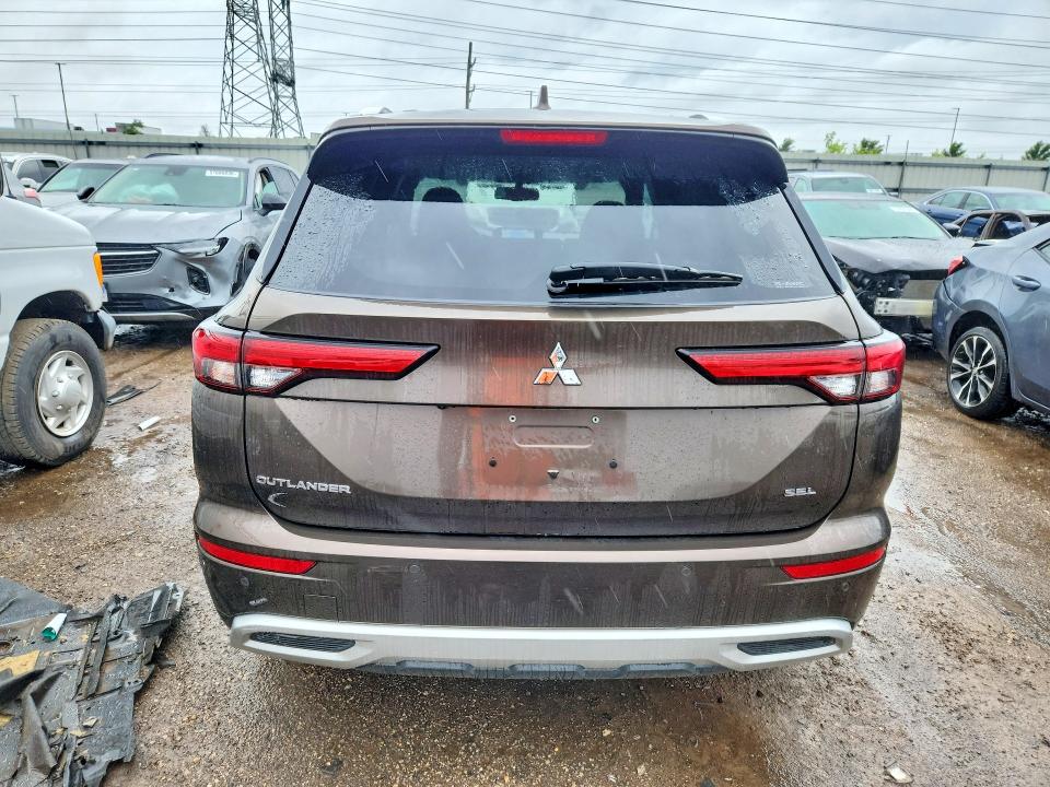 2022 Mitsubishi Outlander VIN JA4J4VA88NZ091879 COPART salvage auction — MINOR DENT/SCRATCHES, Il - Certificate Of Title, sold $11,200 on 2026-07-21 (photo 6)