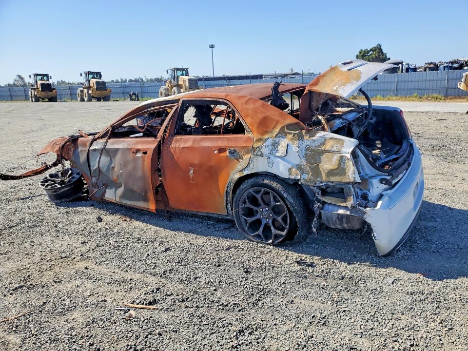 2019 Chrysler 300 VIN 2C3CCABG8KH555463 COPART salvage auction — BURN, CA - NON-REPAIRABLE VEHICLE CERT, sold $10 on 2026-07-09 (photo 2)
