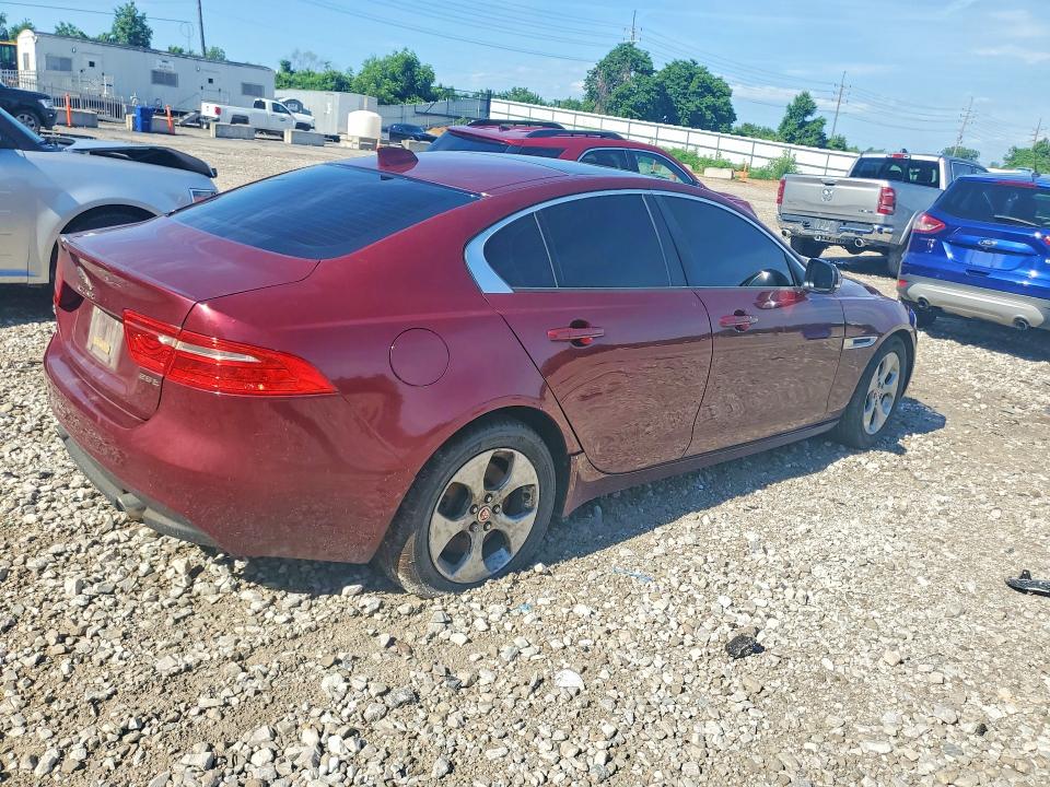 2017 Jaguar Xe VIN SAJAR4BG4HA974230 COPART salvage auction — DAMAGE HISTORY, MO - CERT OF TITLE-REPOSSESSED (P), sold $525 on 2026-07-10 (photo 3)