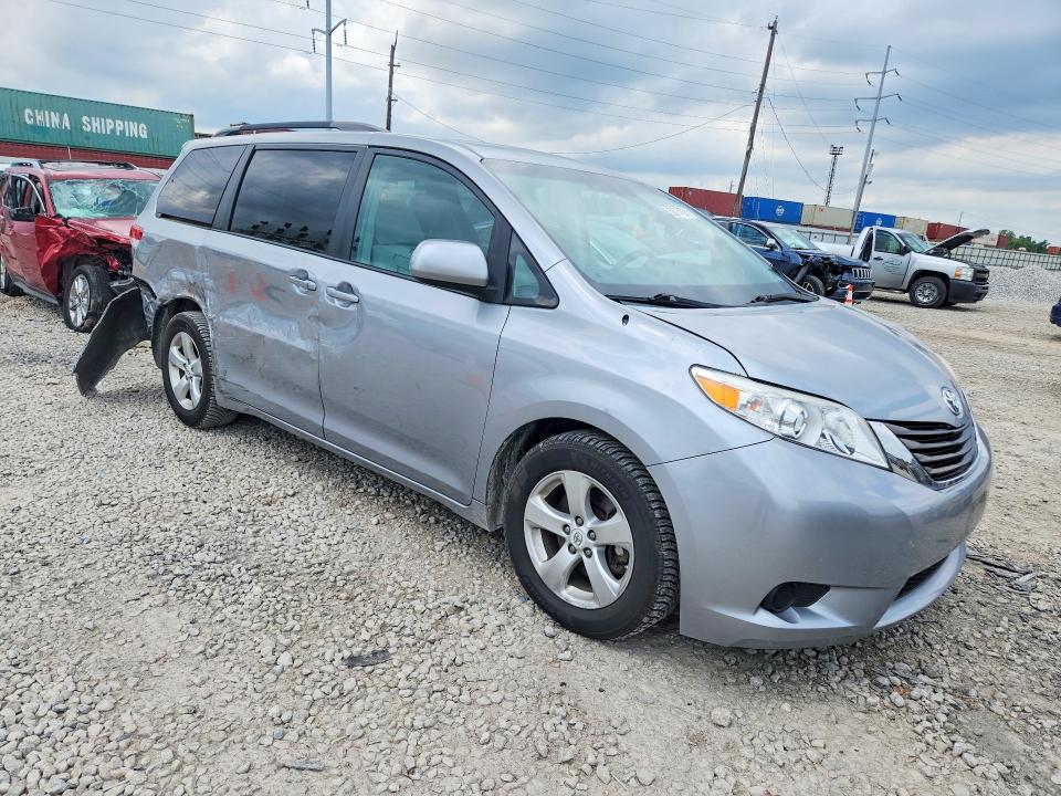 2012 Toyota Sienna VIN 5TDKK3DC0CS221642 COPART salvage auction — SIDE, Oh - Cert Of Title-Salvage, sold $1,100 on 2026-07-02 (photo 4)