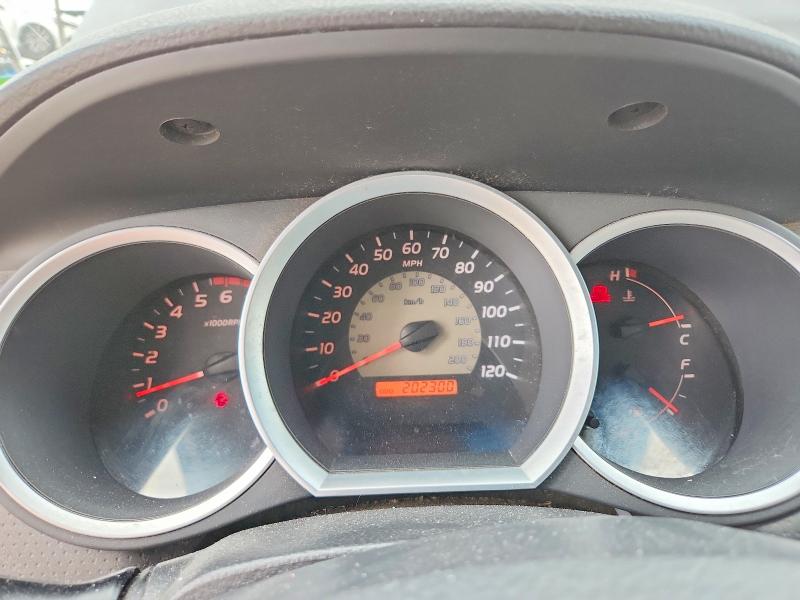2008 Toyota Tacoma VIN 5TEPX42N88Z572780 COPART salvage auction — MINOR DENT/SCRATCHES, NJ - CERTIFICATE OF TITLE (P), sold $5,200 on 2026-07-28 (photo 9)