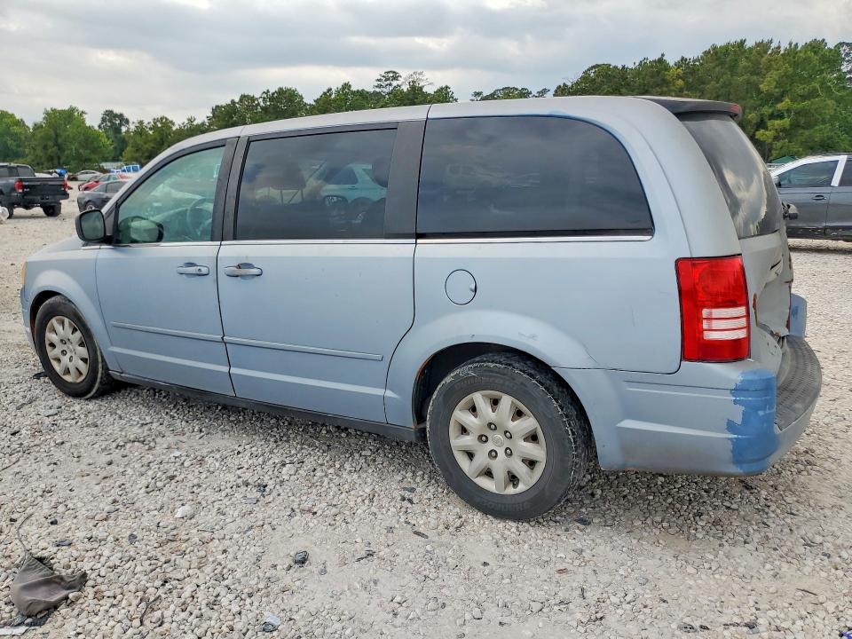 2009 Chrysler Voyager VIN 2A8HR44E29R656198 COPART salvage auction — REAR END, Tx - Salvage Vehicle Title, sold $625 on 2026-07-10 (photo 2)