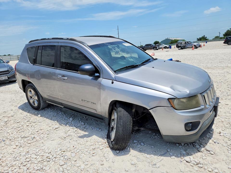 2015 Jeep VIN 1C4NJCBA7FD284755 COPART salvage auction — UNDERCARRIAGE, Tx - Salvage Vehicle Title, sold $70 on 2026-08-27 (photo 4)