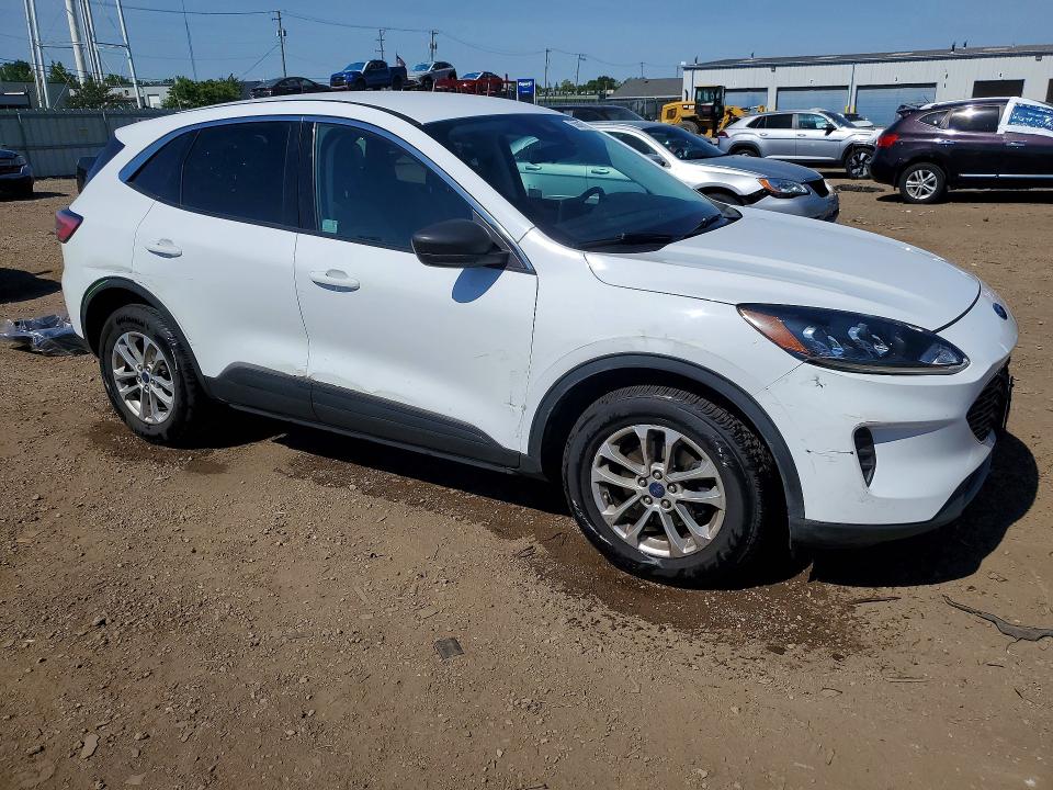 2022 Ford Escape VIN 1FMCU9G67NUB89550 COPART salvage auction — SIDE, Il - Salvage Certificate, sold $3,800 on 2026-07-24 (photo 4)