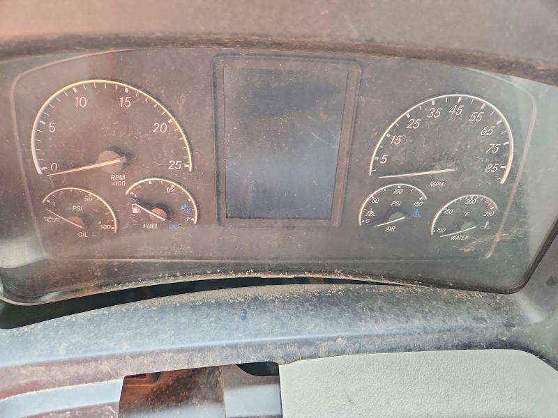 2018 Freightliner Cascadia 126 VIN 3AKJHHDR7JSJZ6424 COPART salvage auction — FRONT END, AZ - CERT OF TITLE - SALVAGE, sold $25 on 2026-07-09 (photo 8)