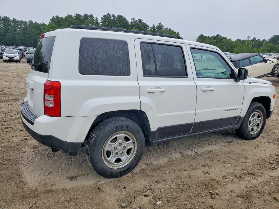2014 Jeep VIN 1C4NJPBA8ED589221 COPART salvage auction — MECHANICAL, Ma - Certificate Of Title, sold $325 on 2026-07-02 (photo 3)