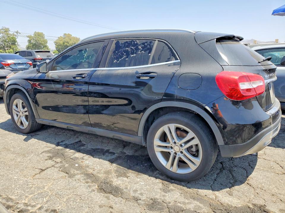 2017 Mercedes-benz Gla-klasse VIN WDCTG4GB8HJ335921 COPART salvage auction — MINOR DENT/SCRATCHES, Ca - Dis/Dlr/Exp Only Clean Title (P), sold $4,500 on 2026-07-17 (photo 2)