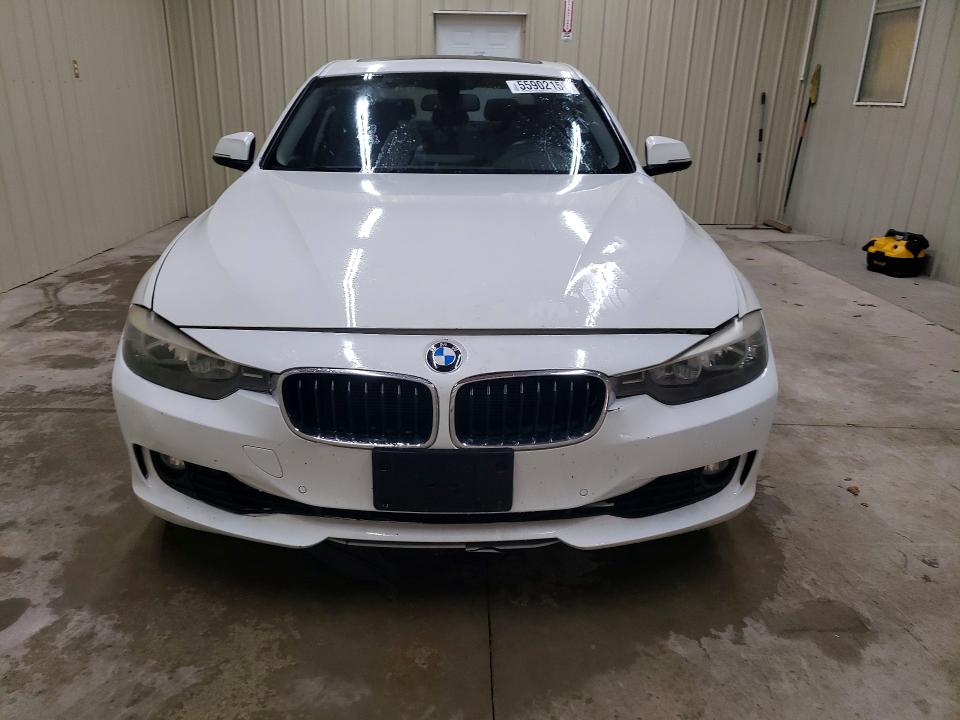 2015 BMW 3er VIN WBA3B3C54FF547078 COPART salvage auction — UNDERCARRIAGE, Tn - Salvage Certificate, sold $175 on 2026-07-21 (photo 5)