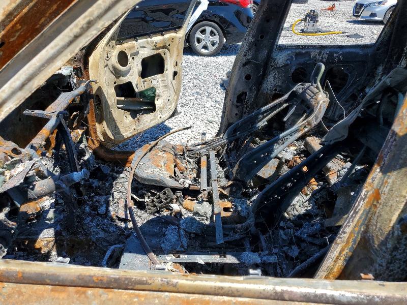 2019 Mini Cooper VIN WMZYV5C5XK3F57513 COPART salvage auction — BURN, TX - NONREPAIRABLE TITLE, sold $200 on 2026-08-11 (photo 7)