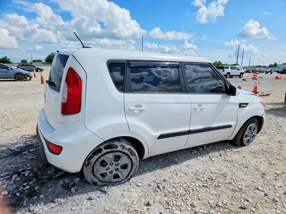 2012 Kia Soul VIN KNDJT2A51C7454626 COPART salvage auction — SIDE, Tx - Salvage Vehicle Title, sold $400 on 2026-07-02 (photo 3)
