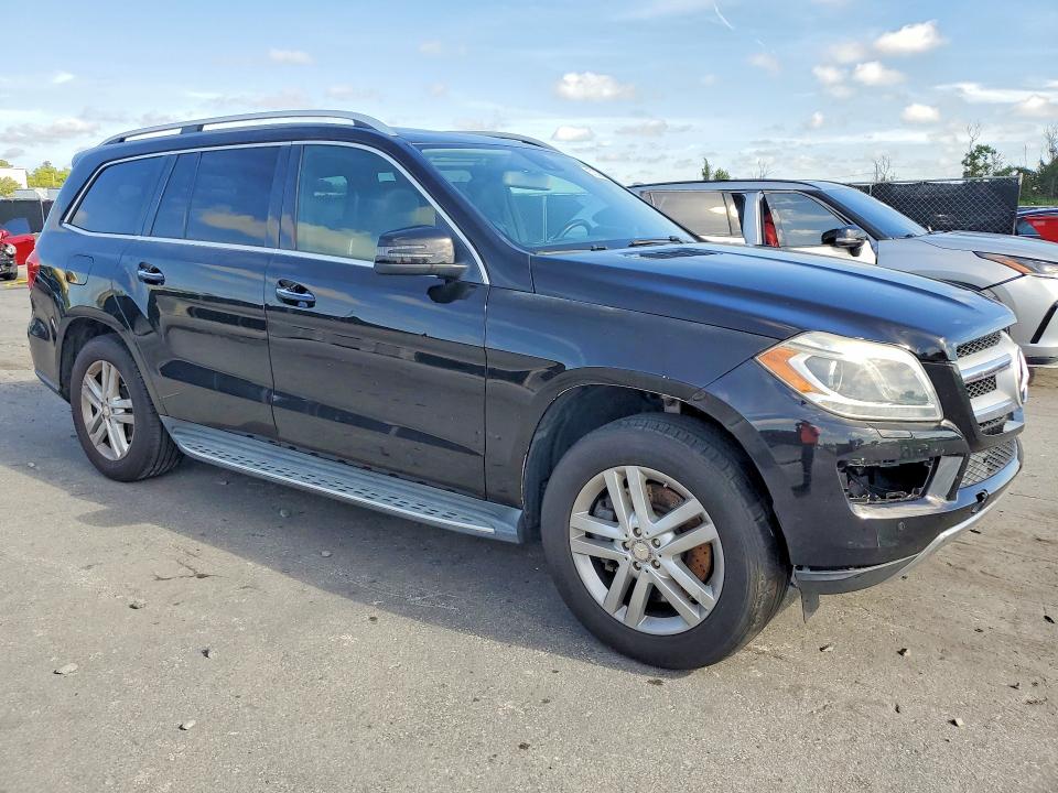 2013 Mercedes-benz Gl-klasse VIN 4JGDF7CE1DA133300 COPART salvage auction — MINOR DENT/SCRATCHES, Fl - Certificate Of Title, sold $1,550 on 2026-07-02 (photo 4)