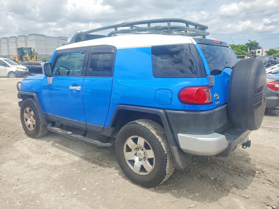 2007 Toyota Fj cruiser VIN JTEBU11F270097746 COPART salvage auction — FRONT END, Ga - Cert Of Title-Salvage, sold $5,500 on 2026-07-10 (photo 2)