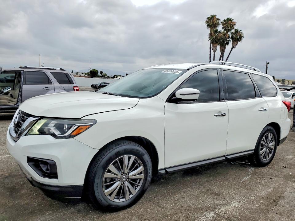 2019 Nissan Pathfinder VIN 5N1DR2MN4KC619688 COPART salvage auction — MINOR DENT/SCRATCHES, Ar - Dis/Dlr/Exp Only Clean Title (P), sold $1,200 on 2026-07-10 (photo 1)