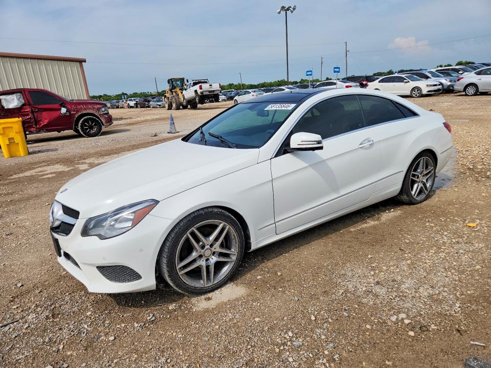 2015 Mercedes-benz E-klasse VIN WDDKJ6FB5FF304633 COPART salvage auction — WATER/FLOOD, Tx - Salvage Title-Flood Damage, sold $1,550 on 2026-07-29 (photo 1)