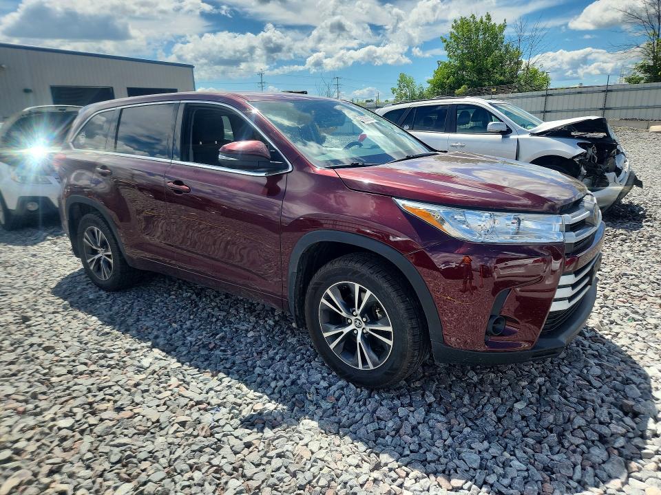 2017 Toyota Highlander VIN 5TDBZRFH5HS420622 COPART salvage auction — SIDE, Wi - Junked Vehicle Bill Of Sale, sold $4,700 on 2026-07-13 (photo 4)