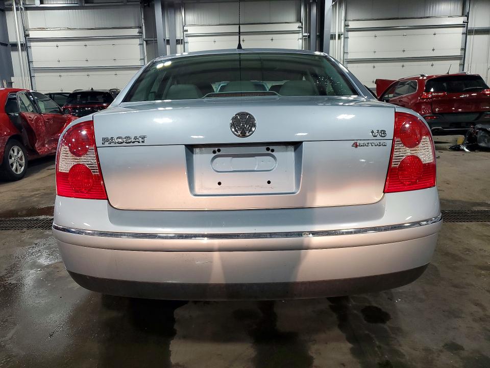 2002 Volkswagen Passat VIN WVWTH63B12P231571 COPART salvage auction — FRONT END, Mn - Cert Of Title-Prior Salvage, sold $525 on 2026-08-11 (photo 6)