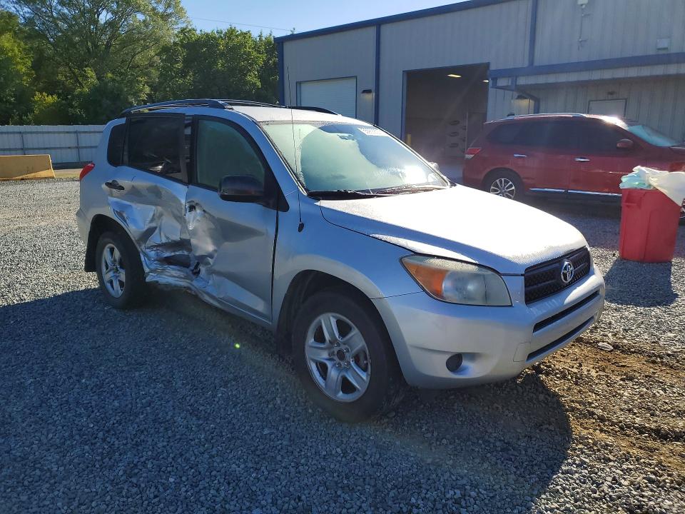 2007 Toyota Rav 4 VIN JTMBD33V075069449 COPART salvage auction — SIDE, Nc - Salvage Certificate Of Title, sold $1,450 on 2026-07-09 (photo 4)