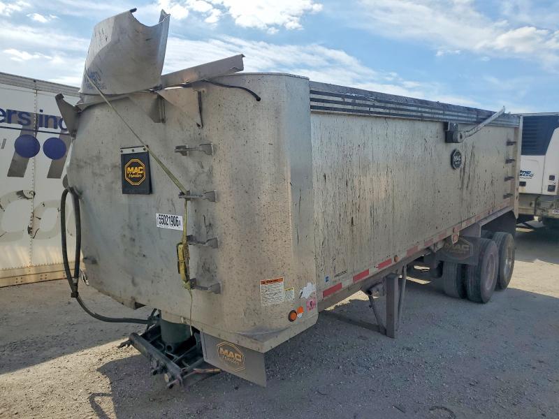 2018 Mac Trailer VIN 5MADN2427JC042572 COPART salvage auction — ROLLOVER, IL - SALVAGE CERTIFICATE, sold $3,150 on 2026-07-23 (photo 2)