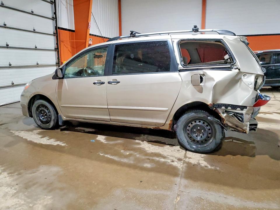 2008 Toyota Sienna VIN 5TDZK29C48S203086 COPART salvage auction — REAR END, Ab - Bos - Salvage, sold $200 on 2026-07-28 (photo 2)