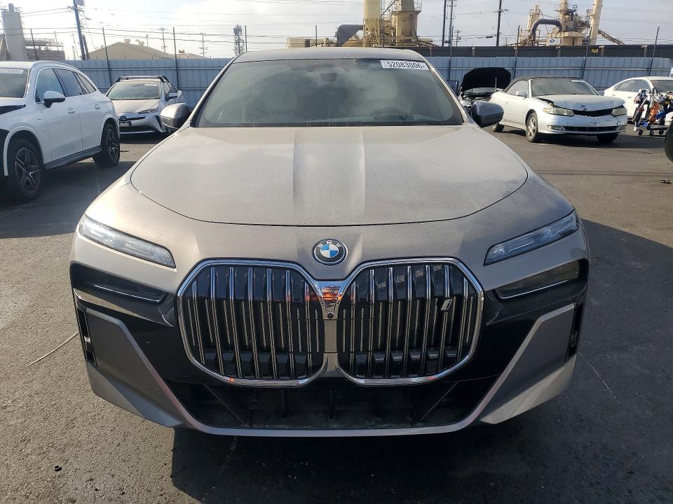 2023 BMW I7 VIN WBY53EJ0XPCN45025 COPART salvage auction — REAR END, Ca - Salvage Certificate, sold $29,250 on 2026-07-27 (photo 5)