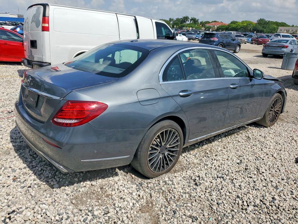 2017 Mercedes-benz E-klasse VIN WDDZF4JB8HA067535 COPART salvage auction — FRONT END, Ca - Salvage Certificate, sold $1,450 on 2026-07-28 (photo 3)