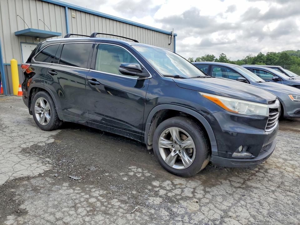2014 Toyota VIN 5TDDKRFHXES021231 COPART salvage auction — MECHANICAL, Va - Dealer Only Clean Title (P), sold $8,000 on 2026-07-31 (photo 4)