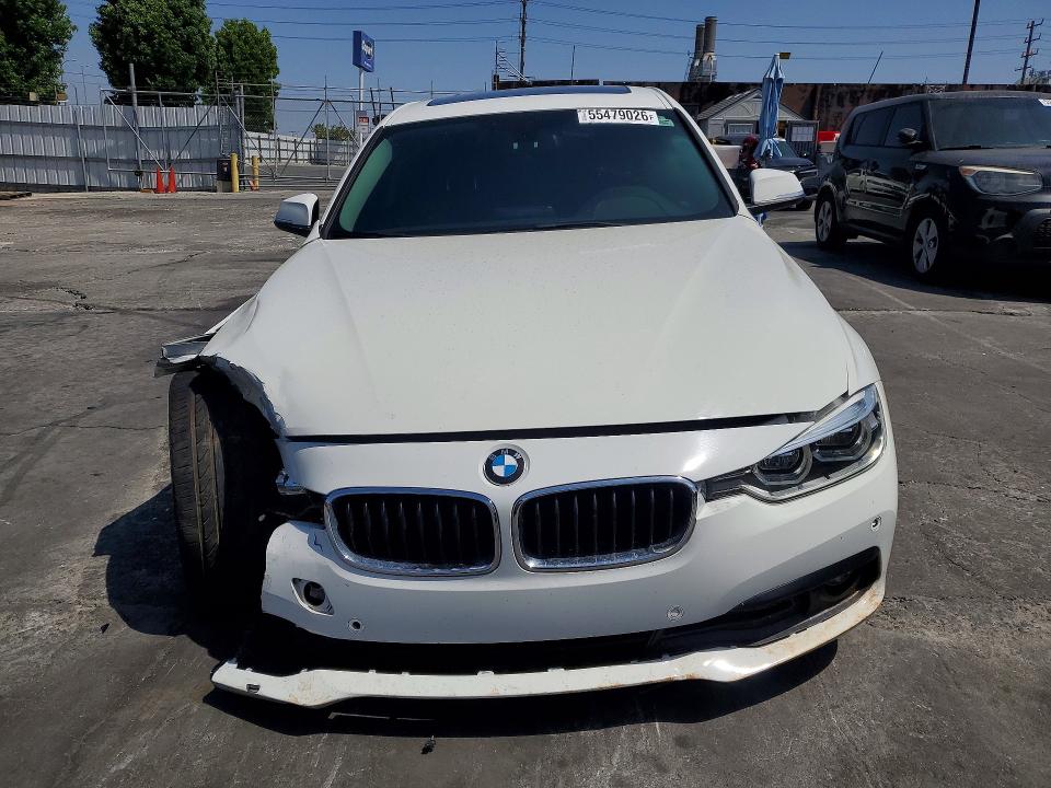 2018 BMW 3er VIN WBA8A9C51JK623383 COPART salvage auction — FRONT END, Ca - Salvage Certificate, sold $1,750 on 2026-08-05 (photo 5)