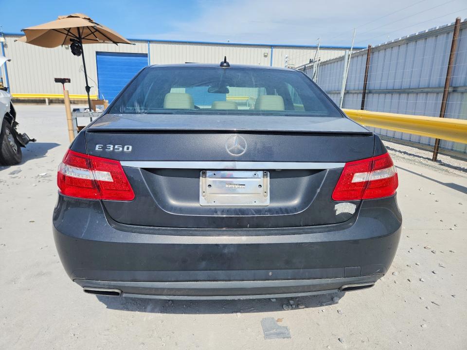 2011 Mercedes-benz E-klasse VIN WDDHF5GB3BA301841 COPART salvage auction — WATER/FLOOD, Tx - Salvage Title-Flood Damage, sold $175 on 2026-07-28 (photo 6)