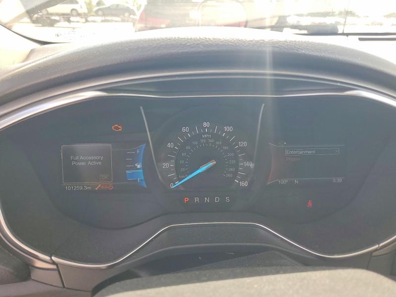 2017 Ford Fusion VIN 3FA6P0HD3HR405087 COPART salvage auction — NORMAL WEAR, Il - Certificate Of Title, sold $850 on 2026-07-04 (photo 9)