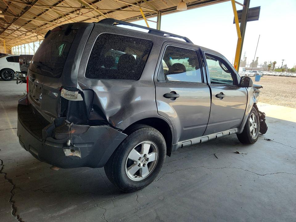 2012 Ford Escape VIN 1FMCU0DG4CKA44192 COPART salvage auction — FRONT END, Salvage Title, sold $475 on 2026-08-31 (photo 3)