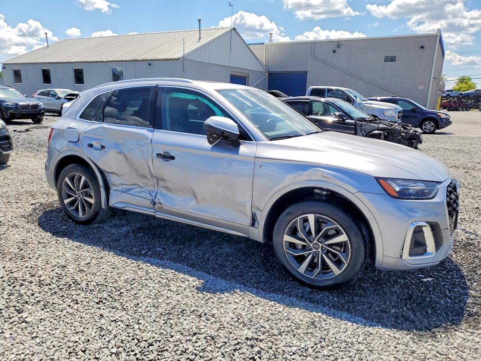 2023 Audi Q5 VIN WA1EABFY4P2047021 COPART salvage auction — SIDE, Nj - Cert Of Title-Salvage, sold $14,200 on 2026-07-24 (photo 4)