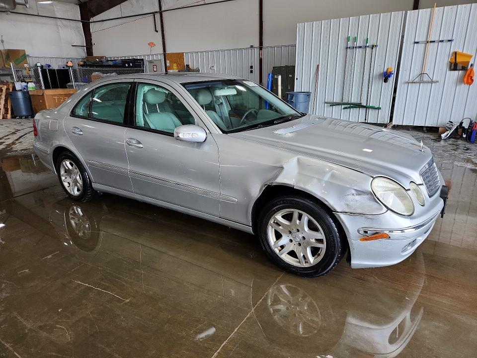 2005 Mercedes-benz E-klasse VIN WDBUF82J45X174929 COPART salvage auction — FRONT END, Il - Salvage Certificate, sold $450 on 2026-07-27 (photo 4)
