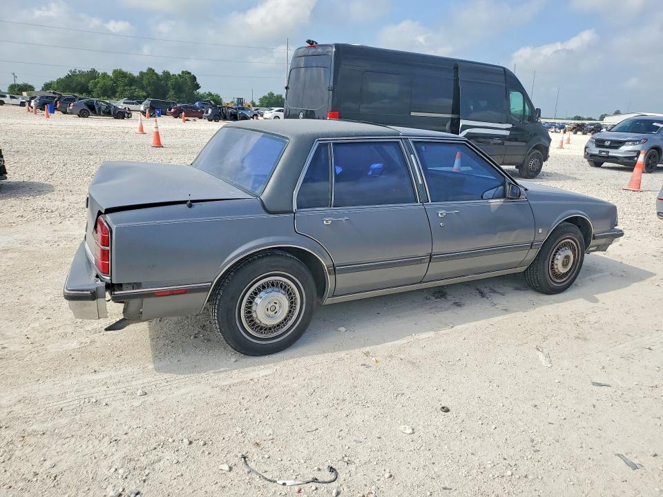 1989 Oldsmobile .88 VIN 1G3HY54C3K1816436 COPART salvage auction — REAR END, TX - SALVAGE VEHICLE TITLE, sold $70 on 2026-07-30 (photo 3)