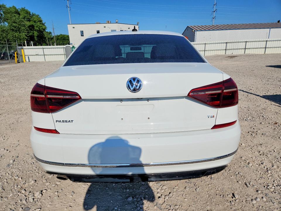 2018 Volkswagen VIN 1VWAA7A39JC036706 COPART salvage auction — MINOR DENT/SCRATCHES, In - Certificate Of Title, sold $4,350 on 2026-07-09 (photo 6)