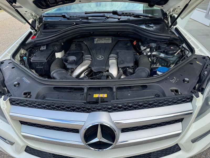 2013 Mercedes-benz Gl-class VIN 4JGDF7CE0DA157944 COPART salvage auction — MINOR DENT/SCRATCHES, RI - CERTIFICATE OF TITLE (P), sold $4,500 on 2026-07-02 (photo 7)
