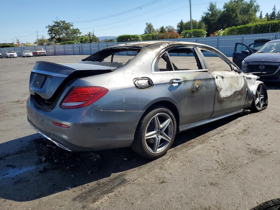 2019 Mercedes-benz E-klasse VIN WDDZF4JB7KA526979 COPART salvage auction — BURN, Ca - Non-Repairable Vehicle Cert, sold $150 on 2026-08-06 (photo 3)